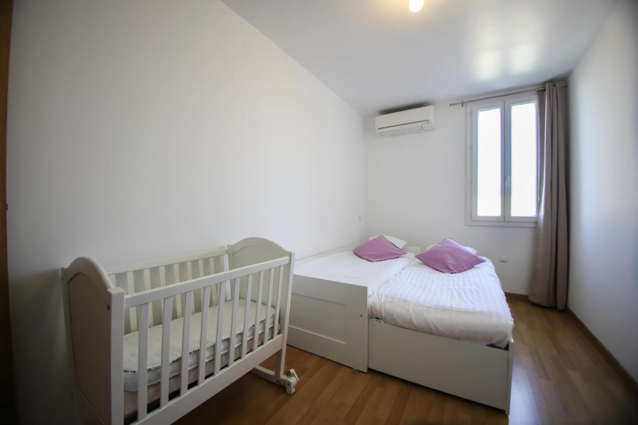 Maison Tendance Avec Jardin, Centre Village, Alpilles, Familles Eyragues Exteriér fotografie